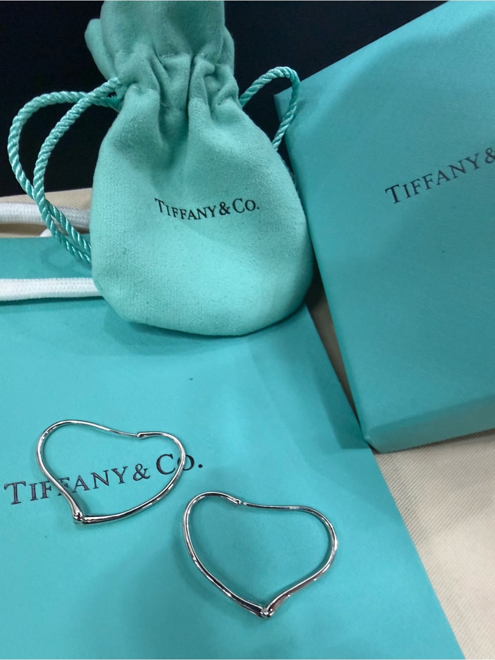 Tiffany & Co. Silver Heart Hoop Earrings with Tiffany Blue Pouch - Picture 3 of 8